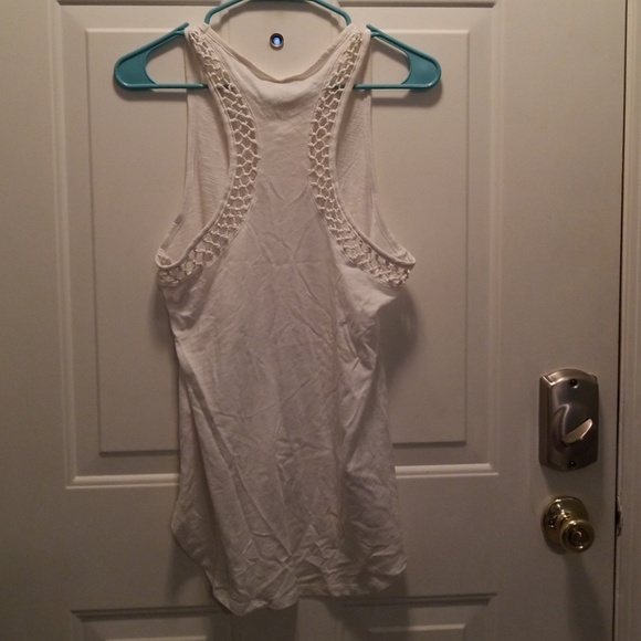 Tank - Picture 3 of 3